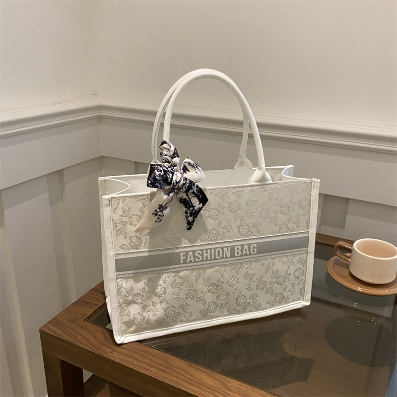 Luxury Elegant Women Tote Bag  - Luxury Bags Shopping ulasan dan harga